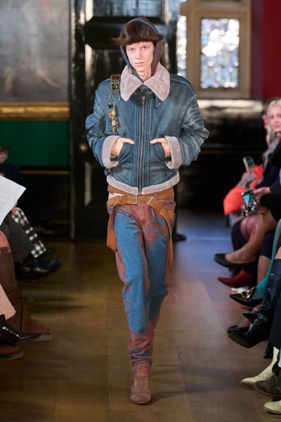 Masha Popova 26FW010